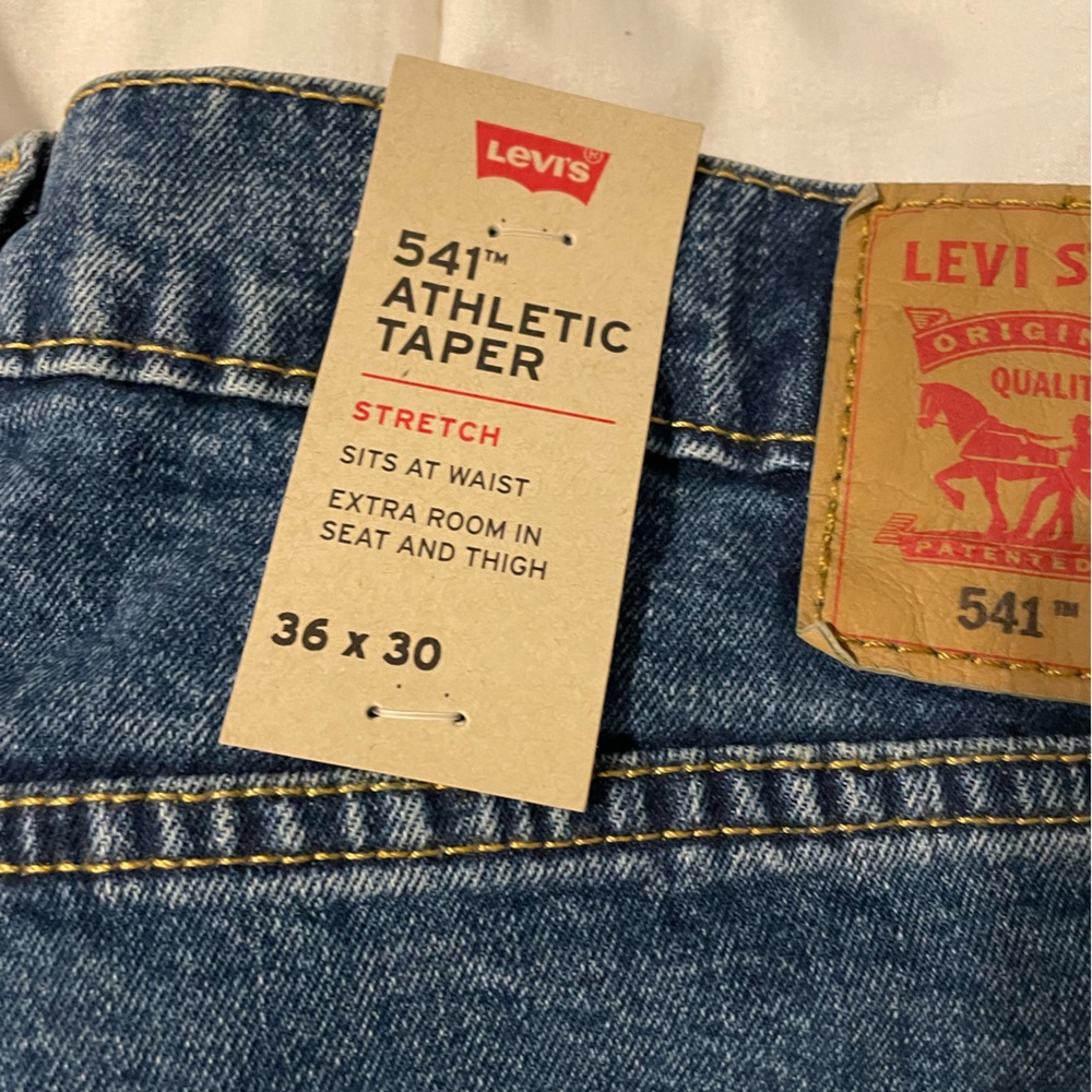 2 pairs of Levi 541 36x30 jeans